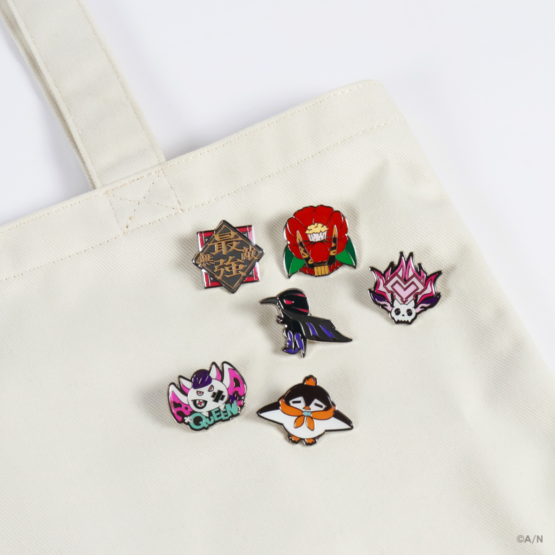 【NIJISANJI EN PIN BADGE COLLECTION Vol.2】モチーフピンバッジ スカーレ ヨナグニ