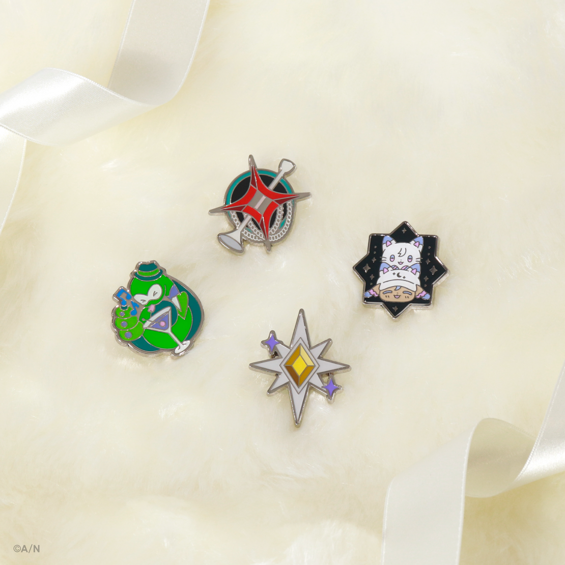 【NIJISANJI EN PIN BADGE COLLECTION Vol.3】モチーフピンバッジ ケイリクス・デボネア